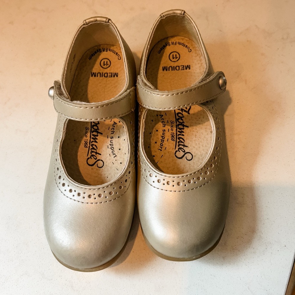 FootMates Gold Mary Jane Dress Shoes